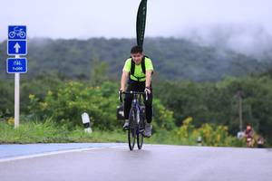 BIB: 7000
                            <button type="button" onclick="openModal(5608110)" class="btn btn-primary btn-sm float-right btn-popup" data-toggle="modal" data-target=".modal-high-quality">
                        <i class="fas fa-shopping-cart"></i> Add to Cart
                    </button>
                                            <button type="button" onclick="isThisMe(5608110, true)" class="btn btn-success btn-sm float-right btn-popup btn-isme hidden" data-toggle="tooltip" data-placement="bottom" title="นี่คือรูปของคุณใช่ไหม คลิกที่นี่เพื่อเอาเข้าอัลบั้ม">
                        <i class="fas fa-plus"></i> Add to album
                    </button>
                    <button type="button" onclick="isThisMe(5608110, false)" class="btn btn-warning btn-sm float-right btn-popup btn-isnotme hidden">
                        <i class="fas fa-ban"></i> Remove from album
                    </button>