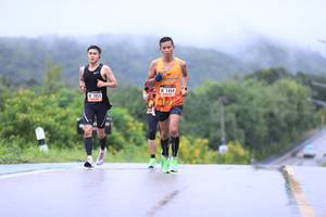 BIB: 1454, 1053
                            <button type="button" onclick="openModal(5604745)" class="btn btn-primary btn-sm float-right btn-popup" data-toggle="modal" data-target=".modal-high-quality">
                        <i class="fas fa-shopping-cart"></i> Add to Cart
                    </button>
                                            <button type="button" onclick="isThisMe(5604745, true)" class="btn btn-success btn-sm float-right btn-popup btn-isme hidden" data-toggle="tooltip" data-placement="bottom" title="นี่คือรูปของคุณใช่ไหม คลิกที่นี่เพื่อเอาเข้าอัลบั้ม">
                        <i class="fas fa-plus"></i> Add to album
                    </button>
                    <button type="button" onclick="isThisMe(5604745, false)" class="btn btn-warning btn-sm float-right btn-popup btn-isnotme hidden">
                        <i class="fas fa-ban"></i> Remove from album
                    </button>