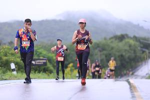 BIB: 1442, 3121
                            <button type="button" onclick="openModal(5621487)" class="btn btn-primary btn-sm float-right btn-popup" data-toggle="modal" data-target=".modal-high-quality">
                        <i class="fas fa-shopping-cart"></i> Add to Cart
                    </button>
                                            <button type="button" onclick="isThisMe(5621487, true)" class="btn btn-success btn-sm float-right btn-popup btn-isme hidden" data-toggle="tooltip" data-placement="bottom" title="นี่คือรูปของคุณใช่ไหม คลิกที่นี่เพื่อเอาเข้าอัลบั้ม">
                        <i class="fas fa-plus"></i> Add to album
                    </button>
                    <button type="button" onclick="isThisMe(5621487, false)" class="btn btn-warning btn-sm float-right btn-popup btn-isnotme hidden">
                        <i class="fas fa-ban"></i> Remove from album
                    </button>