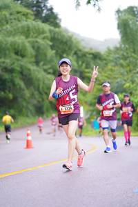 BIB: 3136
                            <button type="button" onclick="openModal(5796227)" class="btn btn-primary btn-sm float-right btn-popup" data-toggle="modal" data-target=".modal-high-quality">
                        <i class="fas fa-shopping-cart"></i> Add to Cart
                    </button>
                                            <button type="button" onclick="isThisMe(5796227, true)" class="btn btn-success btn-sm float-right btn-popup btn-isme hidden" data-toggle="tooltip" data-placement="bottom" title="นี่คือรูปของคุณใช่ไหม คลิกที่นี่เพื่อเอาเข้าอัลบั้ม">
                        <i class="fas fa-plus"></i> Add to album
                    </button>
                    <button type="button" onclick="isThisMe(5796227, false)" class="btn btn-warning btn-sm float-right btn-popup btn-isnotme hidden">
                        <i class="fas fa-ban"></i> Remove from album
                    </button>