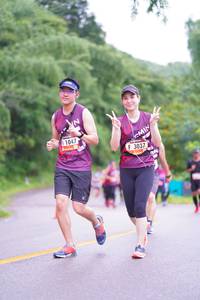 BIB: 1047
                            <button type="button" onclick="openModal(5795509)" class="btn btn-primary btn-sm float-right btn-popup" data-toggle="modal" data-target=".modal-high-quality">
                        <i class="fas fa-shopping-cart"></i> Add to Cart
                    </button>
                                            <button type="button" onclick="isThisMe(5795509, true)" class="btn btn-success btn-sm float-right btn-popup btn-isme hidden" data-toggle="tooltip" data-placement="bottom" title="นี่คือรูปของคุณใช่ไหม คลิกที่นี่เพื่อเอาเข้าอัลบั้ม">
                        <i class="fas fa-plus"></i> Add to album
                    </button>
                    <button type="button" onclick="isThisMe(5795509, false)" class="btn btn-warning btn-sm float-right btn-popup btn-isnotme hidden">
                        <i class="fas fa-ban"></i> Remove from album
                    </button>