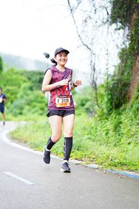 BIB: 3128
                            <button type="button" onclick="openModal(5637442)" class="btn btn-primary btn-sm float-right btn-popup" data-toggle="modal" data-target=".modal-high-quality">
                        <i class="fas fa-shopping-cart"></i> Add to Cart
                    </button>
                                            <button type="button" onclick="isThisMe(5637442, true)" class="btn btn-success btn-sm float-right btn-popup btn-isme hidden" data-toggle="tooltip" data-placement="bottom" title="นี่คือรูปของคุณใช่ไหม คลิกที่นี่เพื่อเอาเข้าอัลบั้ม">
                        <i class="fas fa-plus"></i> Add to album
                    </button>
                    <button type="button" onclick="isThisMe(5637442, false)" class="btn btn-warning btn-sm float-right btn-popup btn-isnotme hidden">
                        <i class="fas fa-ban"></i> Remove from album
                    </button>