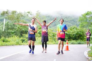 BIB: 3534, 1025, 573
                            <button type="button" onclick="openModal(5656928)" class="btn btn-primary btn-sm float-right btn-popup" data-toggle="modal" data-target=".modal-high-quality">
                        <i class="fas fa-shopping-cart"></i> Add to Cart
                    </button>
                                            <button type="button" onclick="isThisMe(5656928, true)" class="btn btn-success btn-sm float-right btn-popup btn-isme hidden" data-toggle="tooltip" data-placement="bottom" title="นี่คือรูปของคุณใช่ไหม คลิกที่นี่เพื่อเอาเข้าอัลบั้ม">
                        <i class="fas fa-plus"></i> Add to album
                    </button>
                    <button type="button" onclick="isThisMe(5656928, false)" class="btn btn-warning btn-sm float-right btn-popup btn-isnotme hidden">
                        <i class="fas fa-ban"></i> Remove from album
                    </button>