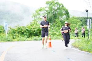 BIB: 
                            <button type="button" onclick="openModal(5640986)" class="btn btn-primary btn-sm float-right btn-popup" data-toggle="modal" data-target=".modal-high-quality">
                        <i class="fas fa-shopping-cart"></i> Add to Cart
                    </button>
                                            <button type="button" onclick="isThisMe(5640986, true)" class="btn btn-success btn-sm float-right btn-popup btn-isme hidden" data-toggle="tooltip" data-placement="bottom" title="นี่คือรูปของคุณใช่ไหม คลิกที่นี่เพื่อเอาเข้าอัลบั้ม">
                        <i class="fas fa-plus"></i> Add to album
                    </button>
                    <button type="button" onclick="isThisMe(5640986, false)" class="btn btn-warning btn-sm float-right btn-popup btn-isnotme hidden">
                        <i class="fas fa-ban"></i> Remove from album
                    </button>