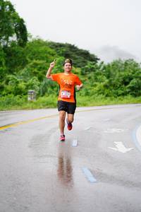 BIB: 014
                            <button type="button" onclick="openModal(5627127)" class="btn btn-primary btn-sm float-right btn-popup" data-toggle="modal" data-target=".modal-high-quality">
                        <i class="fas fa-shopping-cart"></i> Add to Cart
                    </button>
                                            <button type="button" onclick="isThisMe(5627127, true)" class="btn btn-success btn-sm float-right btn-popup btn-isme hidden" data-toggle="tooltip" data-placement="bottom" title="นี่คือรูปของคุณใช่ไหม คลิกที่นี่เพื่อเอาเข้าอัลบั้ม">
                        <i class="fas fa-plus"></i> Add to album
                    </button>
                    <button type="button" onclick="isThisMe(5627127, false)" class="btn btn-warning btn-sm float-right btn-popup btn-isnotme hidden">
                        <i class="fas fa-ban"></i> Remove from album
                    </button>