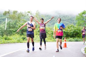 BIB: 1534, 1029, 1573
                            <button type="button" onclick="openModal(5656930)" class="btn btn-primary btn-sm float-right btn-popup" data-toggle="modal" data-target=".modal-high-quality">
                        <i class="fas fa-shopping-cart"></i> Add to Cart
                    </button>
                                            <button type="button" onclick="isThisMe(5656930, true)" class="btn btn-success btn-sm float-right btn-popup btn-isme hidden" data-toggle="tooltip" data-placement="bottom" title="นี่คือรูปของคุณใช่ไหม คลิกที่นี่เพื่อเอาเข้าอัลบั้ม">
                        <i class="fas fa-plus"></i> Add to album
                    </button>
                    <button type="button" onclick="isThisMe(5656930, false)" class="btn btn-warning btn-sm float-right btn-popup btn-isnotme hidden">
                        <i class="fas fa-ban"></i> Remove from album
                    </button>