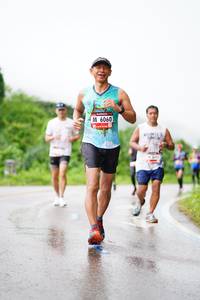 BIB: 6060
                            <button type="button" onclick="openModal(5625246)" class="btn btn-primary btn-sm float-right btn-popup" data-toggle="modal" data-target=".modal-high-quality">
                        <i class="fas fa-shopping-cart"></i> Add to Cart
                    </button>
                                            <button type="button" onclick="isThisMe(5625246, true)" class="btn btn-success btn-sm float-right btn-popup btn-isme hidden" data-toggle="tooltip" data-placement="bottom" title="นี่คือรูปของคุณใช่ไหม คลิกที่นี่เพื่อเอาเข้าอัลบั้ม">
                        <i class="fas fa-plus"></i> Add to album
                    </button>
                    <button type="button" onclick="isThisMe(5625246, false)" class="btn btn-warning btn-sm float-right btn-popup btn-isnotme hidden">
                        <i class="fas fa-ban"></i> Remove from album
                    </button>