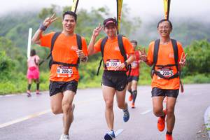 BIB: 200, 
                            <button type="button" onclick="openModal(5649886)" class="btn btn-primary btn-sm float-right btn-popup" data-toggle="modal" data-target=".modal-high-quality">
                        <i class="fas fa-shopping-cart"></i> Add to Cart
                    </button>
                                            <button type="button" onclick="isThisMe(5649886, true)" class="btn btn-success btn-sm float-right btn-popup btn-isme hidden" data-toggle="tooltip" data-placement="bottom" title="นี่คือรูปของคุณใช่ไหม คลิกที่นี่เพื่อเอาเข้าอัลบั้ม">
                        <i class="fas fa-plus"></i> Add to album
                    </button>
                    <button type="button" onclick="isThisMe(5649886, false)" class="btn btn-warning btn-sm float-right btn-popup btn-isnotme hidden">
                        <i class="fas fa-ban"></i> Remove from album
                    </button>