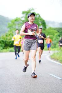 BIB: 220
                            <button type="button" onclick="openModal(5638724)" class="btn btn-primary btn-sm float-right btn-popup" data-toggle="modal" data-target=".modal-high-quality">
                        <i class="fas fa-shopping-cart"></i> Add to Cart
                    </button>
                                            <button type="button" onclick="isThisMe(5638724, true)" class="btn btn-success btn-sm float-right btn-popup btn-isme hidden" data-toggle="tooltip" data-placement="bottom" title="นี่คือรูปของคุณใช่ไหม คลิกที่นี่เพื่อเอาเข้าอัลบั้ม">
                        <i class="fas fa-plus"></i> Add to album
                    </button>
                    <button type="button" onclick="isThisMe(5638724, false)" class="btn btn-warning btn-sm float-right btn-popup btn-isnotme hidden">
                        <i class="fas fa-ban"></i> Remove from album
                    </button>