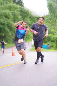 BIB: 1691
                            <button type="button" onclick="openModal(5647038)" class="btn btn-primary btn-sm float-right btn-popup" data-toggle="modal" data-target=".modal-high-quality">
                        <i class="fas fa-shopping-cart"></i> Add to Cart
                    </button>
                                            <button type="button" onclick="isThisMe(5647038, true)" class="btn btn-success btn-sm float-right btn-popup btn-isme hidden" data-toggle="tooltip" data-placement="bottom" title="นี่คือรูปของคุณใช่ไหม คลิกที่นี่เพื่อเอาเข้าอัลบั้ม">
                        <i class="fas fa-plus"></i> Add to album
                    </button>
                    <button type="button" onclick="isThisMe(5647038, false)" class="btn btn-warning btn-sm float-right btn-popup btn-isnotme hidden">
                        <i class="fas fa-ban"></i> Remove from album
                    </button>