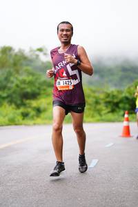 BIB: 1425, 
                            <button type="button" onclick="openModal(5650822)" class="btn btn-primary btn-sm float-right btn-popup" data-toggle="modal" data-target=".modal-high-quality">
                        <i class="fas fa-shopping-cart"></i> Add to Cart
                    </button>
                                            <button type="button" onclick="isThisMe(5650822, true)" class="btn btn-success btn-sm float-right btn-popup btn-isme hidden" data-toggle="tooltip" data-placement="bottom" title="นี่คือรูปของคุณใช่ไหม คลิกที่นี่เพื่อเอาเข้าอัลบั้ม">
                        <i class="fas fa-plus"></i> Add to album
                    </button>
                    <button type="button" onclick="isThisMe(5650822, false)" class="btn btn-warning btn-sm float-right btn-popup btn-isnotme hidden">
                        <i class="fas fa-ban"></i> Remove from album
                    </button>