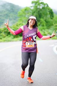 BIB: 3211
                            <button type="button" onclick="openModal(5661930)" class="btn btn-primary btn-sm float-right btn-popup" data-toggle="modal" data-target=".modal-high-quality">
                        <i class="fas fa-shopping-cart"></i> Add to Cart
                    </button>
                                            <button type="button" onclick="isThisMe(5661930, true)" class="btn btn-success btn-sm float-right btn-popup btn-isme hidden" data-toggle="tooltip" data-placement="bottom" title="นี่คือรูปของคุณใช่ไหม คลิกที่นี่เพื่อเอาเข้าอัลบั้ม">
                        <i class="fas fa-plus"></i> Add to album
                    </button>
                    <button type="button" onclick="isThisMe(5661930, false)" class="btn btn-warning btn-sm float-right btn-popup btn-isnotme hidden">
                        <i class="fas fa-ban"></i> Remove from album
                    </button>