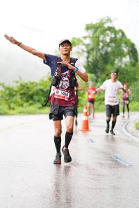 BIB: 5060, 
                            <button type="button" onclick="openModal(5690354)" class="btn btn-primary btn-sm float-right btn-popup" data-toggle="modal" data-target=".modal-high-quality">
                        <i class="fas fa-shopping-cart"></i> Add to Cart
                    </button>
                                            <button type="button" onclick="isThisMe(5690354, true)" class="btn btn-success btn-sm float-right btn-popup btn-isme hidden" data-toggle="tooltip" data-placement="bottom" title="นี่คือรูปของคุณใช่ไหม คลิกที่นี่เพื่อเอาเข้าอัลบั้ม">
                        <i class="fas fa-plus"></i> Add to album
                    </button>
                    <button type="button" onclick="isThisMe(5690354, false)" class="btn btn-warning btn-sm float-right btn-popup btn-isnotme hidden">
                        <i class="fas fa-ban"></i> Remove from album
                    </button>