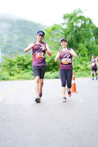 BIB: 104, 3037
                            <button type="button" onclick="openModal(5637139)" class="btn btn-primary btn-sm float-right btn-popup" data-toggle="modal" data-target=".modal-high-quality">
                        <i class="fas fa-shopping-cart"></i> Add to Cart
                    </button>
                                            <button type="button" onclick="isThisMe(5637139, true)" class="btn btn-success btn-sm float-right btn-popup btn-isme hidden" data-toggle="tooltip" data-placement="bottom" title="นี่คือรูปของคุณใช่ไหม คลิกที่นี่เพื่อเอาเข้าอัลบั้ม">
                        <i class="fas fa-plus"></i> Add to album
                    </button>
                    <button type="button" onclick="isThisMe(5637139, false)" class="btn btn-warning btn-sm float-right btn-popup btn-isnotme hidden">
                        <i class="fas fa-ban"></i> Remove from album
                    </button>