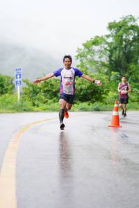 BIB: 140
                            <button type="button" onclick="openModal(5683441)" class="btn btn-primary btn-sm float-right btn-popup" data-toggle="modal" data-target=".modal-high-quality">
                        <i class="fas fa-shopping-cart"></i> Add to Cart
                    </button>
                                            <button type="button" onclick="isThisMe(5683441, true)" class="btn btn-success btn-sm float-right btn-popup btn-isme hidden" data-toggle="tooltip" data-placement="bottom" title="นี่คือรูปของคุณใช่ไหม คลิกที่นี่เพื่อเอาเข้าอัลบั้ม">
                        <i class="fas fa-plus"></i> Add to album
                    </button>
                    <button type="button" onclick="isThisMe(5683441, false)" class="btn btn-warning btn-sm float-right btn-popup btn-isnotme hidden">
                        <i class="fas fa-ban"></i> Remove from album
                    </button>