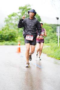 BIB: 5077, 7100
                            <button type="button" onclick="openModal(5643485)" class="btn btn-primary btn-sm float-right btn-popup" data-toggle="modal" data-target=".modal-high-quality">
                        <i class="fas fa-shopping-cart"></i> Add to Cart
                    </button>
                                            <button type="button" onclick="isThisMe(5643485, true)" class="btn btn-success btn-sm float-right btn-popup btn-isme hidden" data-toggle="tooltip" data-placement="bottom" title="นี่คือรูปของคุณใช่ไหม คลิกที่นี่เพื่อเอาเข้าอัลบั้ม">
                        <i class="fas fa-plus"></i> Add to album
                    </button>
                    <button type="button" onclick="isThisMe(5643485, false)" class="btn btn-warning btn-sm float-right btn-popup btn-isnotme hidden">
                        <i class="fas fa-ban"></i> Remove from album
                    </button>