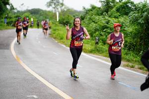 BIB: 3133, 3194
                            <button type="button" onclick="openModal(5678058)" class="btn btn-primary btn-sm float-right btn-popup" data-toggle="modal" data-target=".modal-high-quality">
                        <i class="fas fa-shopping-cart"></i> Add to Cart
                    </button>
                                            <button type="button" onclick="isThisMe(5678058, true)" class="btn btn-success btn-sm float-right btn-popup btn-isme hidden" data-toggle="tooltip" data-placement="bottom" title="นี่คือรูปของคุณใช่ไหม คลิกที่นี่เพื่อเอาเข้าอัลบั้ม">
                        <i class="fas fa-plus"></i> Add to album
                    </button>
                    <button type="button" onclick="isThisMe(5678058, false)" class="btn btn-warning btn-sm float-right btn-popup btn-isnotme hidden">
                        <i class="fas fa-ban"></i> Remove from album
                    </button>