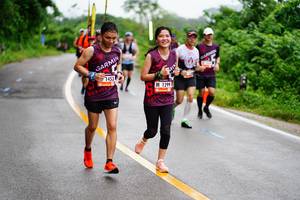 BIB: 1453, 1299
                            <button type="button" onclick="openModal(5677220)" class="btn btn-primary btn-sm float-right btn-popup" data-toggle="modal" data-target=".modal-high-quality">
                        <i class="fas fa-shopping-cart"></i> Add to Cart
                    </button>
                                            <button type="button" onclick="isThisMe(5677220, true)" class="btn btn-success btn-sm float-right btn-popup btn-isme hidden" data-toggle="tooltip" data-placement="bottom" title="นี่คือรูปของคุณใช่ไหม คลิกที่นี่เพื่อเอาเข้าอัลบั้ม">
                        <i class="fas fa-plus"></i> Add to album
                    </button>
                    <button type="button" onclick="isThisMe(5677220, false)" class="btn btn-warning btn-sm float-right btn-popup btn-isnotme hidden">
                        <i class="fas fa-ban"></i> Remove from album
                    </button>