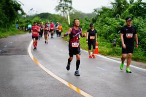 BIB: 1559, 1317
                            <button type="button" onclick="openModal(5677104)" class="btn btn-primary btn-sm float-right btn-popup" data-toggle="modal" data-target=".modal-high-quality">
                        <i class="fas fa-shopping-cart"></i> Add to Cart
                    </button>
                                            <button type="button" onclick="isThisMe(5677104, true)" class="btn btn-success btn-sm float-right btn-popup btn-isme hidden" data-toggle="tooltip" data-placement="bottom" title="นี่คือรูปของคุณใช่ไหม คลิกที่นี่เพื่อเอาเข้าอัลบั้ม">
                        <i class="fas fa-plus"></i> Add to album
                    </button>
                    <button type="button" onclick="isThisMe(5677104, false)" class="btn btn-warning btn-sm float-right btn-popup btn-isnotme hidden">
                        <i class="fas fa-ban"></i> Remove from album
                    </button>