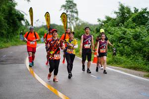 BIB: 3235, 3140
                            <button type="button" onclick="openModal(5677625)" class="btn btn-primary btn-sm float-right btn-popup" data-toggle="modal" data-target=".modal-high-quality">
                        <i class="fas fa-shopping-cart"></i> Add to Cart
                    </button>
                                            <button type="button" onclick="isThisMe(5677625, true)" class="btn btn-success btn-sm float-right btn-popup btn-isme hidden" data-toggle="tooltip" data-placement="bottom" title="นี่คือรูปของคุณใช่ไหม คลิกที่นี่เพื่อเอาเข้าอัลบั้ม">
                        <i class="fas fa-plus"></i> Add to album
                    </button>
                    <button type="button" onclick="isThisMe(5677625, false)" class="btn btn-warning btn-sm float-right btn-popup btn-isnotme hidden">
                        <i class="fas fa-ban"></i> Remove from album
                    </button>