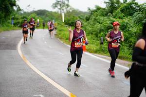 BIB: 3133, 3194
                            <button type="button" onclick="openModal(5678052)" class="btn btn-primary btn-sm float-right btn-popup" data-toggle="modal" data-target=".modal-high-quality">
                        <i class="fas fa-shopping-cart"></i> Add to Cart
                    </button>
                                            <button type="button" onclick="isThisMe(5678052, true)" class="btn btn-success btn-sm float-right btn-popup btn-isme hidden" data-toggle="tooltip" data-placement="bottom" title="นี่คือรูปของคุณใช่ไหม คลิกที่นี่เพื่อเอาเข้าอัลบั้ม">
                        <i class="fas fa-plus"></i> Add to album
                    </button>
                    <button type="button" onclick="isThisMe(5678052, false)" class="btn btn-warning btn-sm float-right btn-popup btn-isnotme hidden">
                        <i class="fas fa-ban"></i> Remove from album
                    </button>