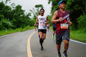 BIB: 5599, 1191
                            <button type="button" onclick="openModal(5684952)" class="btn btn-primary btn-sm float-right btn-popup" data-toggle="modal" data-target=".modal-high-quality">
                        <i class="fas fa-shopping-cart"></i> Add to Cart
                    </button>
                                            <button type="button" onclick="isThisMe(5684952, true)" class="btn btn-success btn-sm float-right btn-popup btn-isme hidden" data-toggle="tooltip" data-placement="bottom" title="นี่คือรูปของคุณใช่ไหม คลิกที่นี่เพื่อเอาเข้าอัลบั้ม">
                        <i class="fas fa-plus"></i> Add to album
                    </button>
                    <button type="button" onclick="isThisMe(5684952, false)" class="btn btn-warning btn-sm float-right btn-popup btn-isnotme hidden">
                        <i class="fas fa-ban"></i> Remove from album
                    </button>