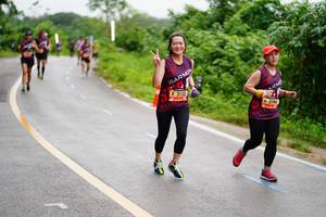 BIB: 3133, 3194
                            <button type="button" onclick="openModal(5678063)" class="btn btn-primary btn-sm float-right btn-popup" data-toggle="modal" data-target=".modal-high-quality">
                        <i class="fas fa-shopping-cart"></i> Add to Cart
                    </button>
                                            <button type="button" onclick="isThisMe(5678063, true)" class="btn btn-success btn-sm float-right btn-popup btn-isme hidden" data-toggle="tooltip" data-placement="bottom" title="นี่คือรูปของคุณใช่ไหม คลิกที่นี่เพื่อเอาเข้าอัลบั้ม">
                        <i class="fas fa-plus"></i> Add to album
                    </button>
                    <button type="button" onclick="isThisMe(5678063, false)" class="btn btn-warning btn-sm float-right btn-popup btn-isnotme hidden">
                        <i class="fas fa-ban"></i> Remove from album
                    </button>