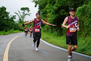 BIB: 1637, 1348
                            <button type="button" onclick="openModal(5684460)" class="btn btn-primary btn-sm float-right btn-popup" data-toggle="modal" data-target=".modal-high-quality">
                        <i class="fas fa-shopping-cart"></i> Add to Cart
                    </button>
                                            <button type="button" onclick="isThisMe(5684460, true)" class="btn btn-success btn-sm float-right btn-popup btn-isme hidden" data-toggle="tooltip" data-placement="bottom" title="นี่คือรูปของคุณใช่ไหม คลิกที่นี่เพื่อเอาเข้าอัลบั้ม">
                        <i class="fas fa-plus"></i> Add to album
                    </button>
                    <button type="button" onclick="isThisMe(5684460, false)" class="btn btn-warning btn-sm float-right btn-popup btn-isnotme hidden">
                        <i class="fas fa-ban"></i> Remove from album
                    </button>