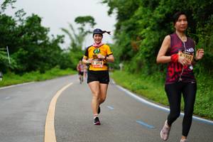 BIB: 1050, 3116
                            <button type="button" onclick="openModal(5685108)" class="btn btn-primary btn-sm float-right btn-popup" data-toggle="modal" data-target=".modal-high-quality">
                        <i class="fas fa-shopping-cart"></i> Add to Cart
                    </button>
                                            <button type="button" onclick="isThisMe(5685108, true)" class="btn btn-success btn-sm float-right btn-popup btn-isme hidden" data-toggle="tooltip" data-placement="bottom" title="นี่คือรูปของคุณใช่ไหม คลิกที่นี่เพื่อเอาเข้าอัลบั้ม">
                        <i class="fas fa-plus"></i> Add to album
                    </button>
                    <button type="button" onclick="isThisMe(5685108, false)" class="btn btn-warning btn-sm float-right btn-popup btn-isnotme hidden">
                        <i class="fas fa-ban"></i> Remove from album
                    </button>