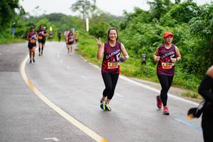 BIB: 3133, 3194
                            <button type="button" onclick="openModal(5678059)" class="btn btn-primary btn-sm float-right btn-popup" data-toggle="modal" data-target=".modal-high-quality">
                        <i class="fas fa-shopping-cart"></i> Add to Cart
                    </button>
                                            <button type="button" onclick="isThisMe(5678059, true)" class="btn btn-success btn-sm float-right btn-popup btn-isme hidden" data-toggle="tooltip" data-placement="bottom" title="นี่คือรูปของคุณใช่ไหม คลิกที่นี่เพื่อเอาเข้าอัลบั้ม">
                        <i class="fas fa-plus"></i> Add to album
                    </button>
                    <button type="button" onclick="isThisMe(5678059, false)" class="btn btn-warning btn-sm float-right btn-popup btn-isnotme hidden">
                        <i class="fas fa-ban"></i> Remove from album
                    </button>