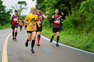 BIB: 3213
                            <button type="button" onclick="openModal(5685012)" class="btn btn-primary btn-sm float-right btn-popup" data-toggle="modal" data-target=".modal-high-quality">
                        <i class="fas fa-shopping-cart"></i> Add to Cart
                    </button>
                                            <button type="button" onclick="isThisMe(5685012, true)" class="btn btn-success btn-sm float-right btn-popup btn-isme hidden" data-toggle="tooltip" data-placement="bottom" title="นี่คือรูปของคุณใช่ไหม คลิกที่นี่เพื่อเอาเข้าอัลบั้ม">
                        <i class="fas fa-plus"></i> Add to album
                    </button>
                    <button type="button" onclick="isThisMe(5685012, false)" class="btn btn-warning btn-sm float-right btn-popup btn-isnotme hidden">
                        <i class="fas fa-ban"></i> Remove from album
                    </button>