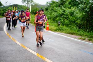 BIB: 260
                            <button type="button" onclick="openModal(5677141)" class="btn btn-primary btn-sm float-right btn-popup" data-toggle="modal" data-target=".modal-high-quality">
                        <i class="fas fa-shopping-cart"></i> Add to Cart
                    </button>
                                            <button type="button" onclick="isThisMe(5677141, true)" class="btn btn-success btn-sm float-right btn-popup btn-isme hidden" data-toggle="tooltip" data-placement="bottom" title="นี่คือรูปของคุณใช่ไหม คลิกที่นี่เพื่อเอาเข้าอัลบั้ม">
                        <i class="fas fa-plus"></i> Add to album
                    </button>
                    <button type="button" onclick="isThisMe(5677141, false)" class="btn btn-warning btn-sm float-right btn-popup btn-isnotme hidden">
                        <i class="fas fa-ban"></i> Remove from album
                    </button>