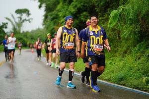 BIB: 1693, 1549
                            <button type="button" onclick="openModal(5629858)" class="btn btn-primary btn-sm float-right btn-popup" data-toggle="modal" data-target=".modal-high-quality">
                        <i class="fas fa-shopping-cart"></i> Add to Cart
                    </button>
                                            <button type="button" onclick="isThisMe(5629858, true)" class="btn btn-success btn-sm float-right btn-popup btn-isme hidden" data-toggle="tooltip" data-placement="bottom" title="นี่คือรูปของคุณใช่ไหม คลิกที่นี่เพื่อเอาเข้าอัลบั้ม">
                        <i class="fas fa-plus"></i> Add to album
                    </button>
                    <button type="button" onclick="isThisMe(5629858, false)" class="btn btn-warning btn-sm float-right btn-popup btn-isnotme hidden">
                        <i class="fas fa-ban"></i> Remove from album
                    </button>