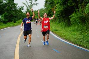 BIB: 1551, 1366
                            <button type="button" onclick="openModal(5621662)" class="btn btn-primary btn-sm float-right btn-popup" data-toggle="modal" data-target=".modal-high-quality">
                        <i class="fas fa-shopping-cart"></i> Add to Cart
                    </button>
                                            <button type="button" onclick="isThisMe(5621662, true)" class="btn btn-success btn-sm float-right btn-popup btn-isme hidden" data-toggle="tooltip" data-placement="bottom" title="นี่คือรูปของคุณใช่ไหม คลิกที่นี่เพื่อเอาเข้าอัลบั้ม">
                        <i class="fas fa-plus"></i> Add to album
                    </button>
                    <button type="button" onclick="isThisMe(5621662, false)" class="btn btn-warning btn-sm float-right btn-popup btn-isnotme hidden">
                        <i class="fas fa-ban"></i> Remove from album
                    </button>