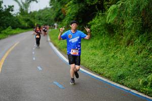 BIB: 1250
                            <button type="button" onclick="openModal(5623175)" class="btn btn-primary btn-sm float-right btn-popup" data-toggle="modal" data-target=".modal-high-quality">
                        <i class="fas fa-shopping-cart"></i> Add to Cart
                    </button>
                                            <button type="button" onclick="isThisMe(5623175, true)" class="btn btn-success btn-sm float-right btn-popup btn-isme hidden" data-toggle="tooltip" data-placement="bottom" title="นี่คือรูปของคุณใช่ไหม คลิกที่นี่เพื่อเอาเข้าอัลบั้ม">
                        <i class="fas fa-plus"></i> Add to album
                    </button>
                    <button type="button" onclick="isThisMe(5623175, false)" class="btn btn-warning btn-sm float-right btn-popup btn-isnotme hidden">
                        <i class="fas fa-ban"></i> Remove from album
                    </button>