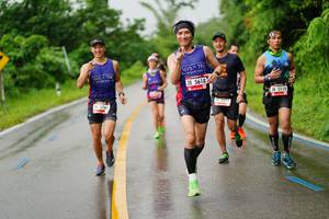 BIB: 5618, 576, 5518
                            <button type="button" onclick="openModal(5633630)" class="btn btn-primary btn-sm float-right btn-popup" data-toggle="modal" data-target=".modal-high-quality">
                        <i class="fas fa-shopping-cart"></i> Add to Cart
                    </button>
                                            <button type="button" onclick="isThisMe(5633630, true)" class="btn btn-success btn-sm float-right btn-popup btn-isme hidden" data-toggle="tooltip" data-placement="bottom" title="นี่คือรูปของคุณใช่ไหม คลิกที่นี่เพื่อเอาเข้าอัลบั้ม">
                        <i class="fas fa-plus"></i> Add to album
                    </button>
                    <button type="button" onclick="isThisMe(5633630, false)" class="btn btn-warning btn-sm float-right btn-popup btn-isnotme hidden">
                        <i class="fas fa-ban"></i> Remove from album
                    </button>