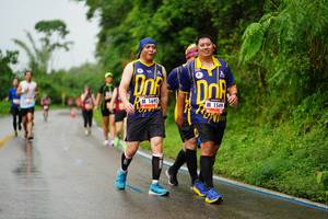 BIB: 1693, 1549
                            <button type="button" onclick="openModal(5629856)" class="btn btn-primary btn-sm float-right btn-popup" data-toggle="modal" data-target=".modal-high-quality">
                        <i class="fas fa-shopping-cart"></i> Add to Cart
                    </button>
                                            <button type="button" onclick="isThisMe(5629856, true)" class="btn btn-success btn-sm float-right btn-popup btn-isme hidden" data-toggle="tooltip" data-placement="bottom" title="นี่คือรูปของคุณใช่ไหม คลิกที่นี่เพื่อเอาเข้าอัลบั้ม">
                        <i class="fas fa-plus"></i> Add to album
                    </button>
                    <button type="button" onclick="isThisMe(5629856, false)" class="btn btn-warning btn-sm float-right btn-popup btn-isnotme hidden">
                        <i class="fas fa-ban"></i> Remove from album
                    </button>