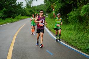 BIB: 1548, 1313
                            <button type="button" onclick="openModal(5622941)" class="btn btn-primary btn-sm float-right btn-popup" data-toggle="modal" data-target=".modal-high-quality">
                        <i class="fas fa-shopping-cart"></i> Add to Cart
                    </button>
                                            <button type="button" onclick="isThisMe(5622941, true)" class="btn btn-success btn-sm float-right btn-popup btn-isme hidden" data-toggle="tooltip" data-placement="bottom" title="นี่คือรูปของคุณใช่ไหม คลิกที่นี่เพื่อเอาเข้าอัลบั้ม">
                        <i class="fas fa-plus"></i> Add to album
                    </button>
                    <button type="button" onclick="isThisMe(5622941, false)" class="btn btn-warning btn-sm float-right btn-popup btn-isnotme hidden">
                        <i class="fas fa-ban"></i> Remove from album
                    </button>