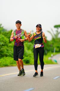 BIB: 3275
                            <button type="button" onclick="openModal(5759842)" class="btn btn-primary btn-sm float-right btn-popup" data-toggle="modal" data-target=".modal-high-quality">
                        <i class="fas fa-shopping-cart"></i> Add to Cart
                    </button>
                                            <button type="button" onclick="isThisMe(5759842, true)" class="btn btn-success btn-sm float-right btn-popup btn-isme hidden" data-toggle="tooltip" data-placement="bottom" title="นี่คือรูปของคุณใช่ไหม คลิกที่นี่เพื่อเอาเข้าอัลบั้ม">
                        <i class="fas fa-plus"></i> Add to album
                    </button>
                    <button type="button" onclick="isThisMe(5759842, false)" class="btn btn-warning btn-sm float-right btn-popup btn-isnotme hidden">
                        <i class="fas fa-ban"></i> Remove from album
                    </button>