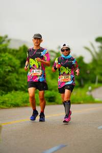 BIB: 1640, 3392
                            <button type="button" onclick="openModal(5607240)" class="btn btn-primary btn-sm float-right btn-popup" data-toggle="modal" data-target=".modal-high-quality">
                        <i class="fas fa-shopping-cart"></i> Add to Cart
                    </button>
                                            <button type="button" onclick="isThisMe(5607240, true)" class="btn btn-success btn-sm float-right btn-popup btn-isme hidden" data-toggle="tooltip" data-placement="bottom" title="นี่คือรูปของคุณใช่ไหม คลิกที่นี่เพื่อเอาเข้าอัลบั้ม">
                        <i class="fas fa-plus"></i> Add to album
                    </button>
                    <button type="button" onclick="isThisMe(5607240, false)" class="btn btn-warning btn-sm float-right btn-popup btn-isnotme hidden">
                        <i class="fas fa-ban"></i> Remove from album
                    </button>