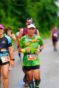 BIB: 3205, 1313
                            <button type="button" onclick="openModal(5761967)" class="btn btn-primary btn-sm float-right btn-popup" data-toggle="modal" data-target=".modal-high-quality">
                        <i class="fas fa-shopping-cart"></i> Add to Cart
                    </button>
                                            <button type="button" onclick="isThisMe(5761967, true)" class="btn btn-success btn-sm float-right btn-popup btn-isme hidden" data-toggle="tooltip" data-placement="bottom" title="นี่คือรูปของคุณใช่ไหม คลิกที่นี่เพื่อเอาเข้าอัลบั้ม">
                        <i class="fas fa-plus"></i> Add to album
                    </button>
                    <button type="button" onclick="isThisMe(5761967, false)" class="btn btn-warning btn-sm float-right btn-popup btn-isnotme hidden">
                        <i class="fas fa-ban"></i> Remove from album
                    </button>