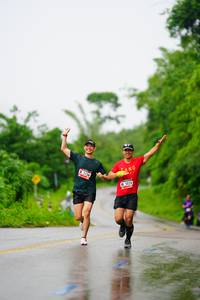 BIB: 154
                            <button type="button" onclick="openModal(5769808)" class="btn btn-primary btn-sm float-right btn-popup" data-toggle="modal" data-target=".modal-high-quality">
                        <i class="fas fa-shopping-cart"></i> Add to Cart
                    </button>
                                            <button type="button" onclick="isThisMe(5769808, true)" class="btn btn-success btn-sm float-right btn-popup btn-isme hidden" data-toggle="tooltip" data-placement="bottom" title="นี่คือรูปของคุณใช่ไหม คลิกที่นี่เพื่อเอาเข้าอัลบั้ม">
                        <i class="fas fa-plus"></i> Add to album
                    </button>
                    <button type="button" onclick="isThisMe(5769808, false)" class="btn btn-warning btn-sm float-right btn-popup btn-isnotme hidden">
                        <i class="fas fa-ban"></i> Remove from album
                    </button>