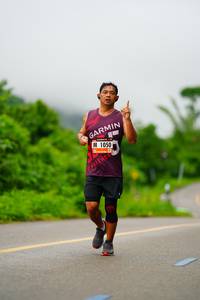 BIB: 1050
                            <button type="button" onclick="openModal(5760712)" class="btn btn-primary btn-sm float-right btn-popup" data-toggle="modal" data-target=".modal-high-quality">
                        <i class="fas fa-shopping-cart"></i> Add to Cart
                    </button>
                                            <button type="button" onclick="isThisMe(5760712, true)" class="btn btn-success btn-sm float-right btn-popup btn-isme hidden" data-toggle="tooltip" data-placement="bottom" title="นี่คือรูปของคุณใช่ไหม คลิกที่นี่เพื่อเอาเข้าอัลบั้ม">
                        <i class="fas fa-plus"></i> Add to album
                    </button>
                    <button type="button" onclick="isThisMe(5760712, false)" class="btn btn-warning btn-sm float-right btn-popup btn-isnotme hidden">
                        <i class="fas fa-ban"></i> Remove from album
                    </button>