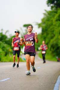 BIB: 3070
                            <button type="button" onclick="openModal(5710659)" class="btn btn-primary btn-sm float-right btn-popup" data-toggle="modal" data-target=".modal-high-quality">
                        <i class="fas fa-shopping-cart"></i> Add to Cart
                    </button>
                                            <button type="button" onclick="isThisMe(5710659, true)" class="btn btn-success btn-sm float-right btn-popup btn-isme hidden" data-toggle="tooltip" data-placement="bottom" title="นี่คือรูปของคุณใช่ไหม คลิกที่นี่เพื่อเอาเข้าอัลบั้ม">
                        <i class="fas fa-plus"></i> Add to album
                    </button>
                    <button type="button" onclick="isThisMe(5710659, false)" class="btn btn-warning btn-sm float-right btn-popup btn-isnotme hidden">
                        <i class="fas fa-ban"></i> Remove from album
                    </button>