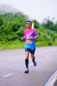 BIB: 1304
                            <button type="button" onclick="openModal(5754839)" class="btn btn-primary btn-sm float-right btn-popup" data-toggle="modal" data-target=".modal-high-quality">
                        <i class="fas fa-shopping-cart"></i> Add to Cart
                    </button>
                                            <button type="button" onclick="isThisMe(5754839, true)" class="btn btn-success btn-sm float-right btn-popup btn-isme hidden" data-toggle="tooltip" data-placement="bottom" title="นี่คือรูปของคุณใช่ไหม คลิกที่นี่เพื่อเอาเข้าอัลบั้ม">
                        <i class="fas fa-plus"></i> Add to album
                    </button>
                    <button type="button" onclick="isThisMe(5754839, false)" class="btn btn-warning btn-sm float-right btn-popup btn-isnotme hidden">
                        <i class="fas fa-ban"></i> Remove from album
                    </button>