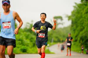 BIB: 5556, 5086
                            <button type="button" onclick="openModal(5611473)" class="btn btn-primary btn-sm float-right btn-popup" data-toggle="modal" data-target=".modal-high-quality">
                        <i class="fas fa-shopping-cart"></i> Add to Cart
                    </button>
                                            <button type="button" onclick="isThisMe(5611473, true)" class="btn btn-success btn-sm float-right btn-popup btn-isme hidden" data-toggle="tooltip" data-placement="bottom" title="นี่คือรูปของคุณใช่ไหม คลิกที่นี่เพื่อเอาเข้าอัลบั้ม">
                        <i class="fas fa-plus"></i> Add to album
                    </button>
                    <button type="button" onclick="isThisMe(5611473, false)" class="btn btn-warning btn-sm float-right btn-popup btn-isnotme hidden">
                        <i class="fas fa-ban"></i> Remove from album
                    </button>