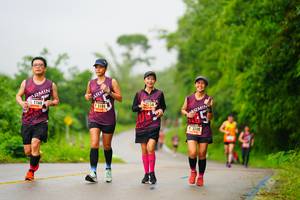 BIB: 3104, 2154, 3280
                            <button type="button" onclick="openModal(5611734)" class="btn btn-primary btn-sm float-right btn-popup" data-toggle="modal" data-target=".modal-high-quality">
                        <i class="fas fa-shopping-cart"></i> Add to Cart
                    </button>
                                            <button type="button" onclick="isThisMe(5611734, true)" class="btn btn-success btn-sm float-right btn-popup btn-isme hidden" data-toggle="tooltip" data-placement="bottom" title="นี่คือรูปของคุณใช่ไหม คลิกที่นี่เพื่อเอาเข้าอัลบั้ม">
                        <i class="fas fa-plus"></i> Add to album
                    </button>
                    <button type="button" onclick="isThisMe(5611734, false)" class="btn btn-warning btn-sm float-right btn-popup btn-isnotme hidden">
                        <i class="fas fa-ban"></i> Remove from album
                    </button>