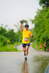 BIB: 5510, 
                            <button type="button" onclick="openModal(5766976)" class="btn btn-primary btn-sm float-right btn-popup" data-toggle="modal" data-target=".modal-high-quality">
                        <i class="fas fa-shopping-cart"></i> Add to Cart
                    </button>
                                            <button type="button" onclick="isThisMe(5766976, true)" class="btn btn-success btn-sm float-right btn-popup btn-isme hidden" data-toggle="tooltip" data-placement="bottom" title="นี่คือรูปของคุณใช่ไหม คลิกที่นี่เพื่อเอาเข้าอัลบั้ม">
                        <i class="fas fa-plus"></i> Add to album
                    </button>
                    <button type="button" onclick="isThisMe(5766976, false)" class="btn btn-warning btn-sm float-right btn-popup btn-isnotme hidden">
                        <i class="fas fa-ban"></i> Remove from album
                    </button>