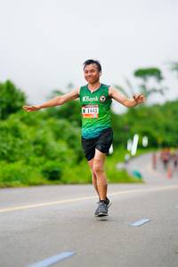 BIB: 1443
                            <button type="button" onclick="openModal(5758899)" class="btn btn-primary btn-sm float-right btn-popup" data-toggle="modal" data-target=".modal-high-quality">
                        <i class="fas fa-shopping-cart"></i> Add to Cart
                    </button>
                                            <button type="button" onclick="isThisMe(5758899, true)" class="btn btn-success btn-sm float-right btn-popup btn-isme hidden" data-toggle="tooltip" data-placement="bottom" title="นี่คือรูปของคุณใช่ไหม คลิกที่นี่เพื่อเอาเข้าอัลบั้ม">
                        <i class="fas fa-plus"></i> Add to album
                    </button>
                    <button type="button" onclick="isThisMe(5758899, false)" class="btn btn-warning btn-sm float-right btn-popup btn-isnotme hidden">
                        <i class="fas fa-ban"></i> Remove from album
                    </button>