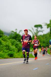 BIB: 960
                            <button type="button" onclick="openModal(5762942)" class="btn btn-primary btn-sm float-right btn-popup" data-toggle="modal" data-target=".modal-high-quality">
                        <i class="fas fa-shopping-cart"></i> Add to Cart
                    </button>
                                            <button type="button" onclick="isThisMe(5762942, true)" class="btn btn-success btn-sm float-right btn-popup btn-isme hidden" data-toggle="tooltip" data-placement="bottom" title="นี่คือรูปของคุณใช่ไหม คลิกที่นี่เพื่อเอาเข้าอัลบั้ม">
                        <i class="fas fa-plus"></i> Add to album
                    </button>
                    <button type="button" onclick="isThisMe(5762942, false)" class="btn btn-warning btn-sm float-right btn-popup btn-isnotme hidden">
                        <i class="fas fa-ban"></i> Remove from album
                    </button>